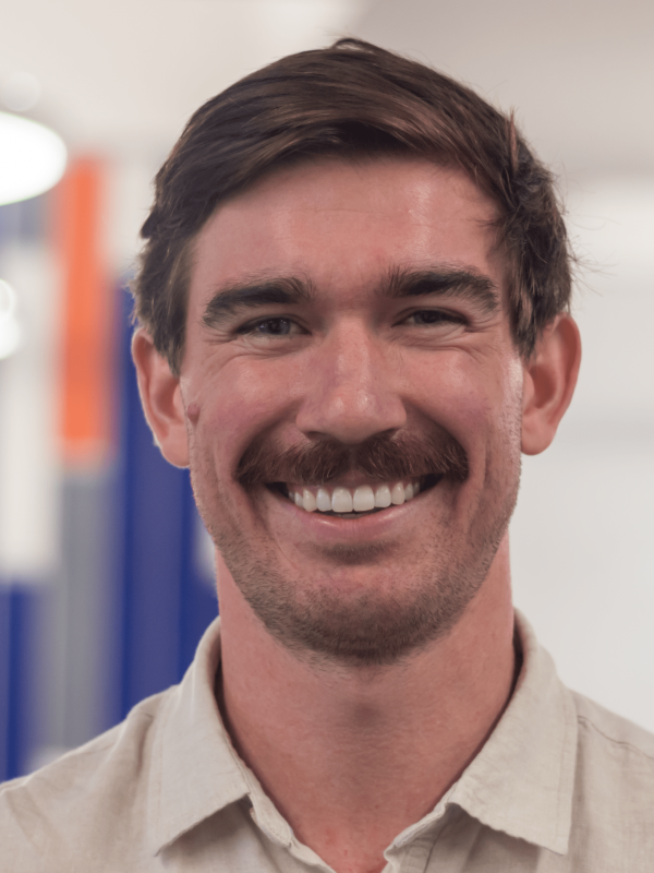 Professional photo of Murray Bennett